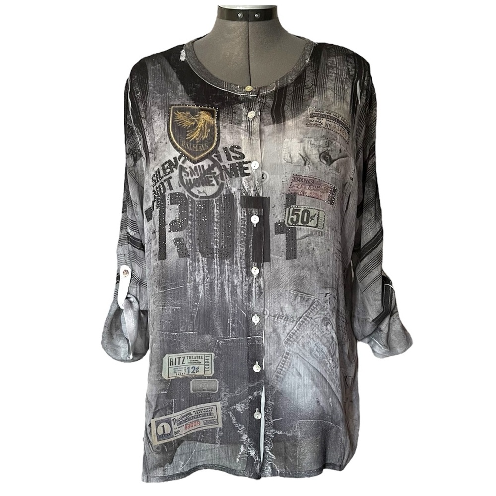 Bella Amore sheer graphic & sparkle button top blouse XL